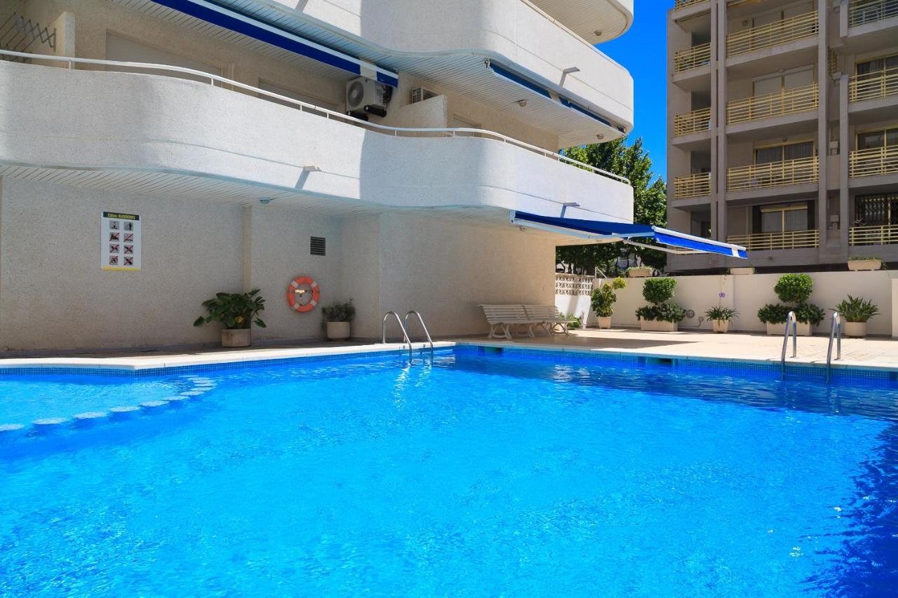 Uhc Apartamento Ruisenores ซาลอว์ ภายนอก รูปภาพ